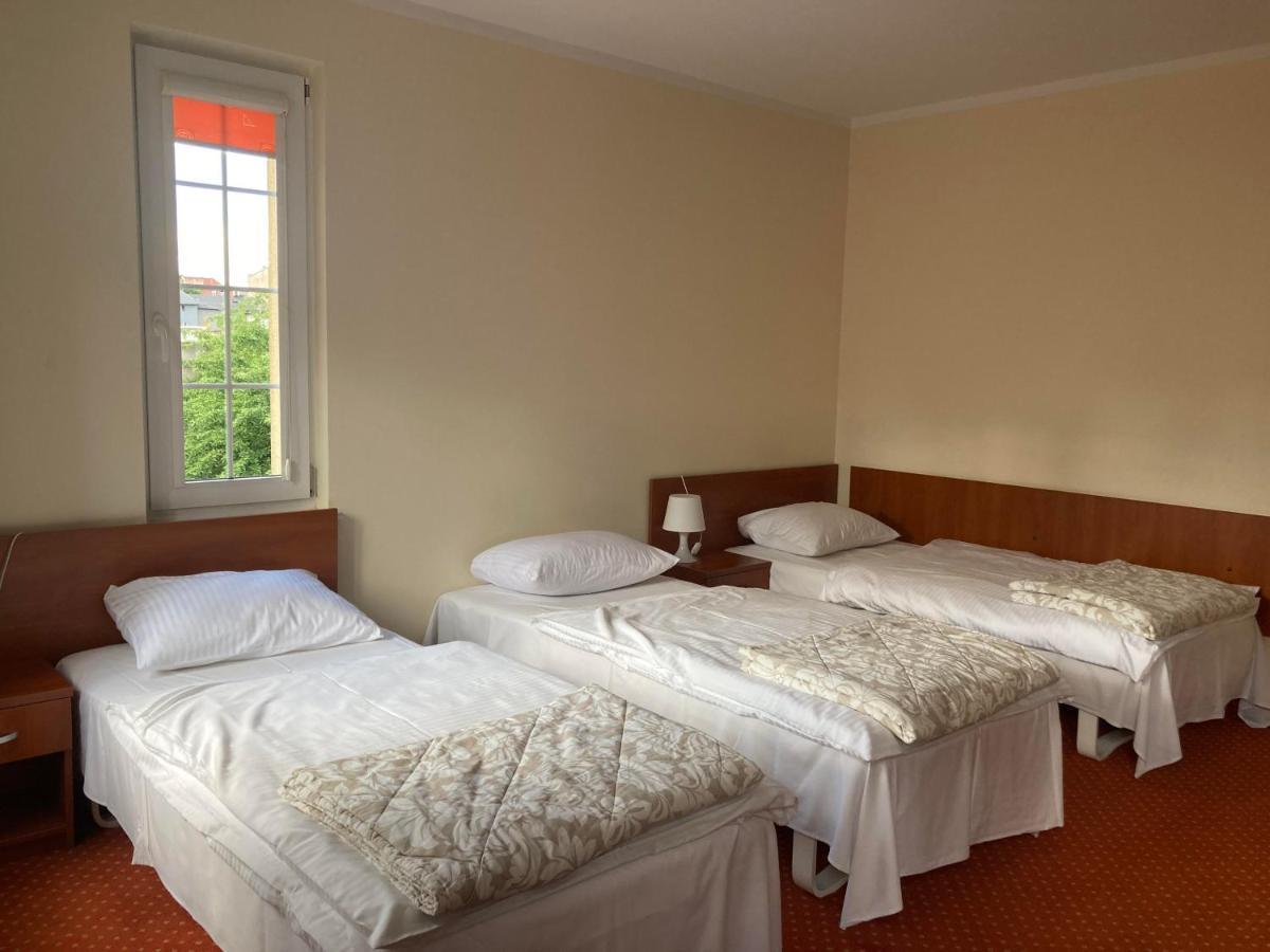 Hotel Gryf Kościerzyna Kültér fotó