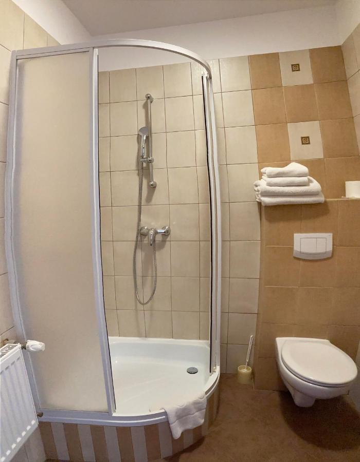 Hotel Gryf Kościerzyna Kültér fotó